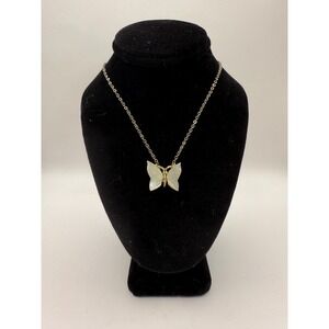 Vintage Gold Tone Mother of Pearl Pendant Necklace – Classic Statement Jewelry